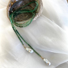 Charger l&#39;image dans la galerie, Single strand lariat wrap necklace featuring shaded green chrysoprase rondelle beads and two baroque pearls. The necklace is 42 inches long with gold-plated silver details, offering a versatile and elegant design for women.
