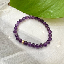 Lade das Bild in den Galerie-Viewer, Amethyst Stretchy Bracelet in 6 or 8mm, February Birthstone, Gold Filled, 7&quot;inches
