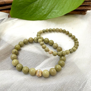 Olive Green Jasper Bracelet in 6 or 8mm, Gold Filled, Green Olivine Jasper Stretch Bracelet, 7"in