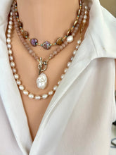 Cargar imagen en el visor de la galería, Sunstone &amp; White Baroque Pearls Toggle Necklace, Gold Bronze &amp; 14K GF, 17.5&quot;
