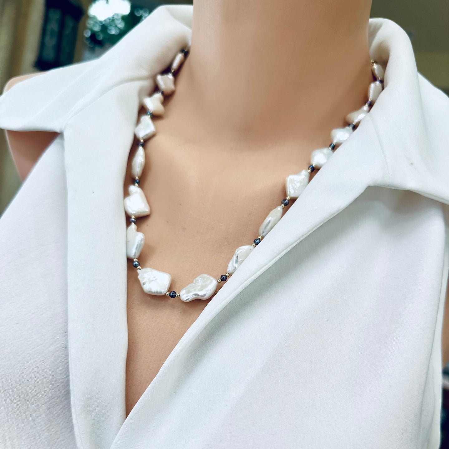 Diamond Shape White Pearls Necklace with Gold Filled and Black Pearls Details, 22