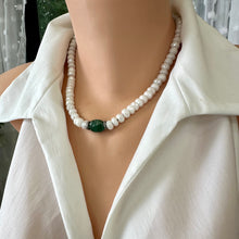 Carica l&#39;immagine nel visualizzatore di Gallery, Emerald and White Silverite Choker Necklace with Diamonds. 17&quot;inches
