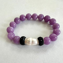 Carica l&#39;immagine nel visualizzatore di Gallery, Chunky Lavender Jade Bracelet &amp; Sparkly Black Rhinestones, Stretchy Polymer Clay Bracelets, 7&quot;inches
