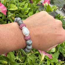 Load image into Gallery viewer, Silver Gray Druzy Agate Beads &amp; Pearl Stretch Bracelet with Pink Polymer Clay Rhinestones, 7&quot;inches
