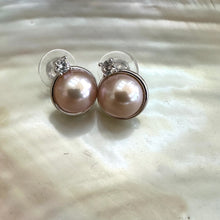 Lade das Bild in den Galerie-Viewer, Pink Mabe Edison Pearl Stud Earrings with Cz, Sterling Silver, Minimalist Jewelry Mabe Pearl Ear Studs
