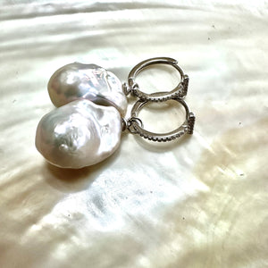 White Baroque Pearl Hoop Earrings in Silver or GV, 20-40mm