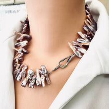 Lade das Bild in den Galerie-Viewer, Spectacular Purplish Long Stick Biwa Pearl Necklace, 18&quot;
