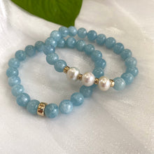 Lade das Bild in den Galerie-Viewer, Aquamarine &amp; Freshwater Pearl Bracelet, March Birthstone, Gold Filled, 7&quot;inches, 8mm Beads
