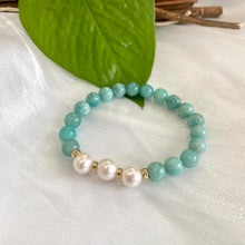 Charger l&#39;image dans la galerie, Russian Amazonite &amp; Freshwater Pearl Stretchy Bracelet, Gold Filled, Amazonite Jewelry, 7&quot;inches
