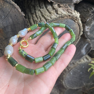 Hand knotted Green Canadian Jade Tube Beads Necklace w Gold Vermeil Plated Silver & Fresh Water Baroque Pearls x3. gold plated silver marine clasp and beads.
Measures almost 18"inches or 45cm