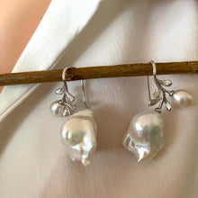 Charger l&#39;image dans la galerie, Rose Leaf Design Baroque pearls Earrings, In Silver
