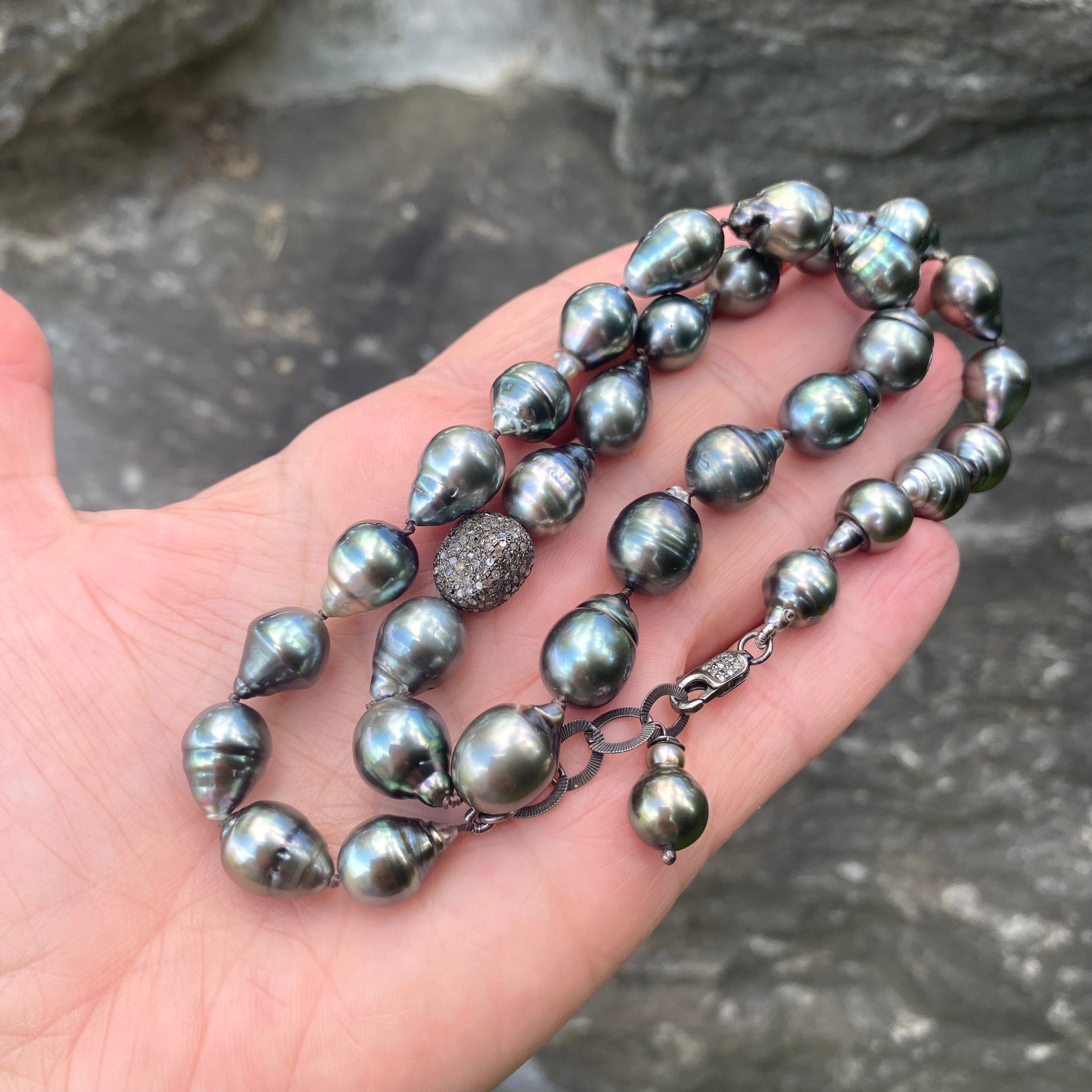 Tahitian pearl deals necklace baroque